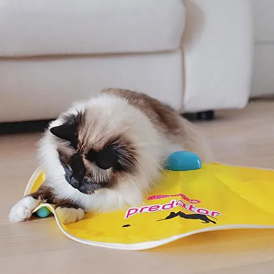 Снимка на Ferplast Predator - Забавна интерактивна играчка за котки, електрическа , 61 / 8 cм.