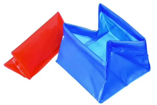 Снимка на Camon Pocket bowl - сгъваема купичка за кучета 12.5 / 12.5 / 8 см., 0.800 мл.