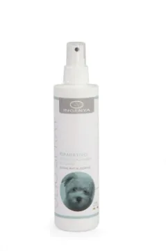 Показвай детайлите за Camon Repair spray oil with Avocado and Jojoba oils - Възстановяващ спрей за козина, за кучета, с масла от авокадо и жожоба 250 мл. Снимка на Camon Repair spray oil with Avocado and Jojoba oils - Възстановяващ спрей за козина, за кучета, с масла от авокадо и жожоба 250 мл.