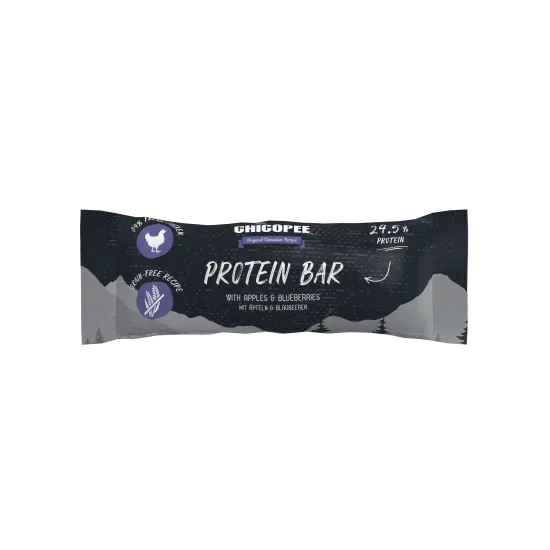 Снимка на Chicopee Protein Bar - Протеинов бар за кучета, без зърно, с пилешко, ябълки и боровинки, 9 см, 25 гр./ 2 броя