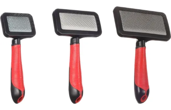 Flamingo Professional Slicker Brush Small - Четка за кучета за лесно разресване на козина и подкосъма,17.5 см.